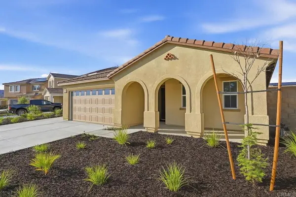 1262 Allegiance Avenue, Hemet, CA 92543