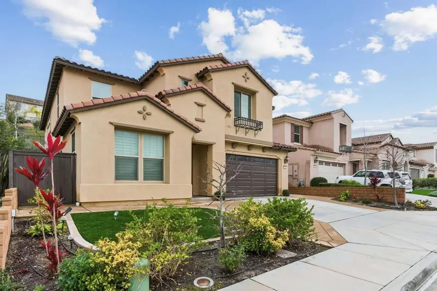 441 Adobe Estates Dr, Vista, CA 92083 - #2