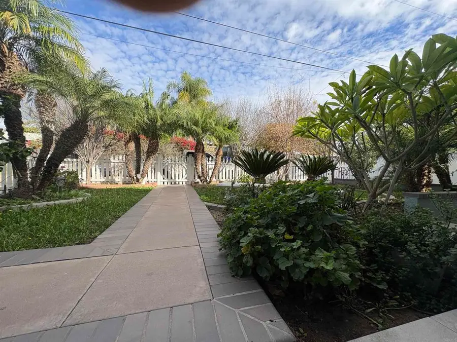 431 Debby Street, Fallbrook, CA 92028 - #3