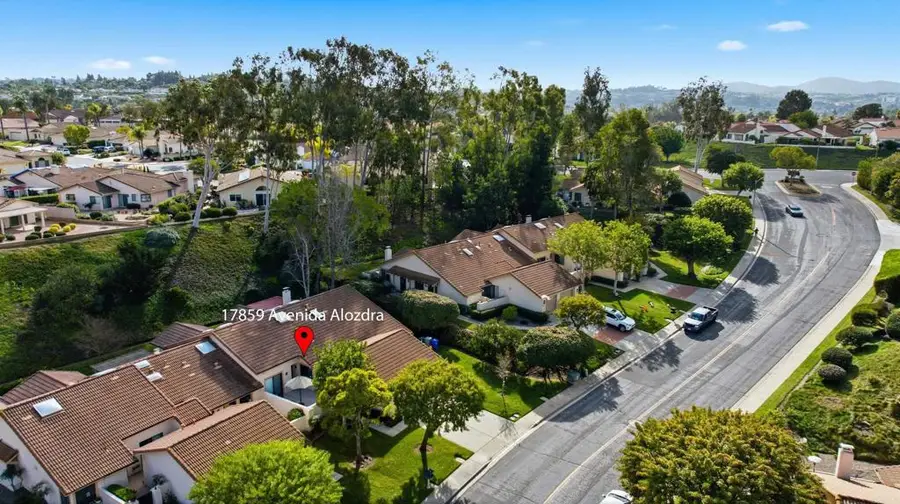 17859 Avenida Alozdra, San Diego, CA 92128 - #3