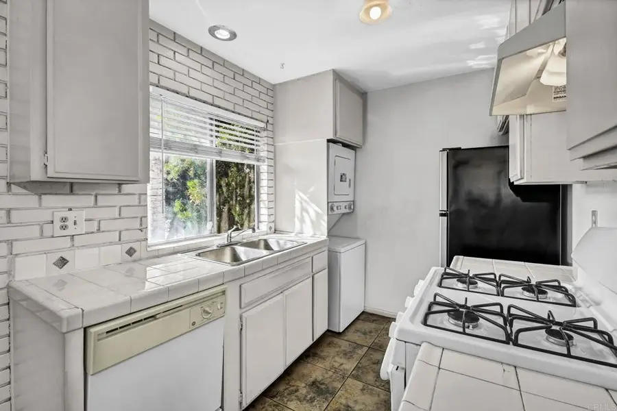 3448 Seabreeze Walk, Oceanside, CA 92056 - Image #3