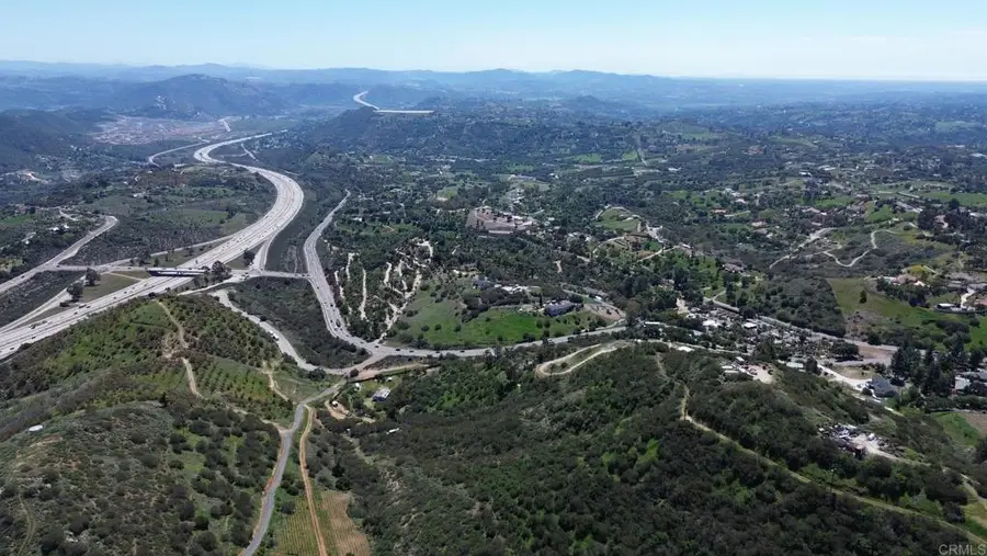 121 Avo Drive, Fallbrook, CA 92028 - #2