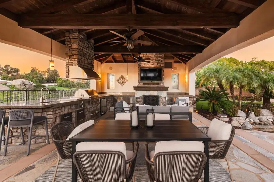 1091 Park Hill Place, Vista, CA 92081 - Image #2