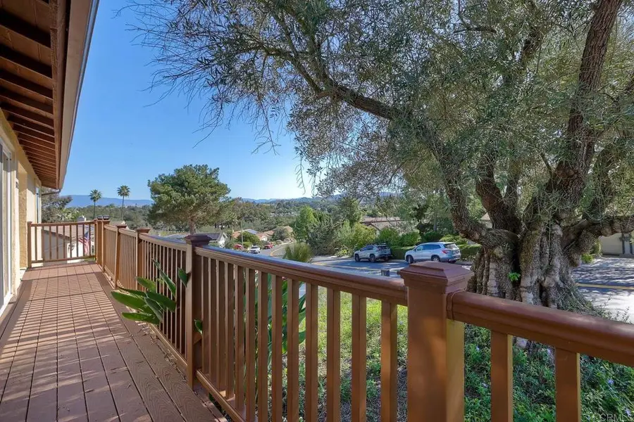 28242 Glenmeade Way, Escondido, CA 92026 - Image #3