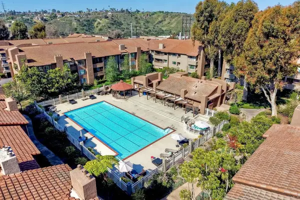 10250 Caminito Cuervo #15, Mission Valley, CA 92108