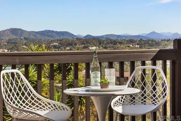 2118 Valleydale Lane, Encinitas, CA 92024