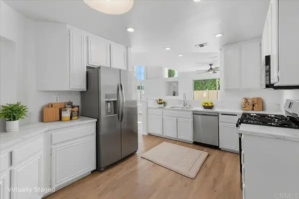 1275 Natoma Way Way #B, Oceanside, CA 92057