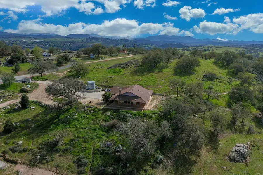 24710 Sutherland Drive, Ramona, CA 92065 - #2