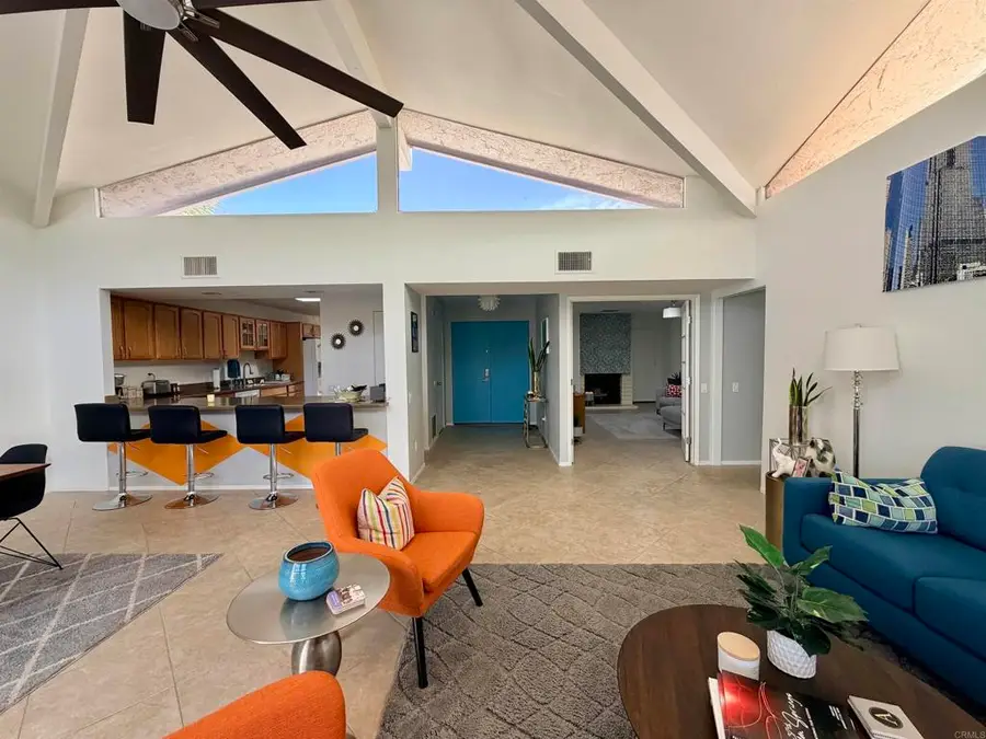 2117 Casitas Way, Palm Springs, CA 92264 - #2