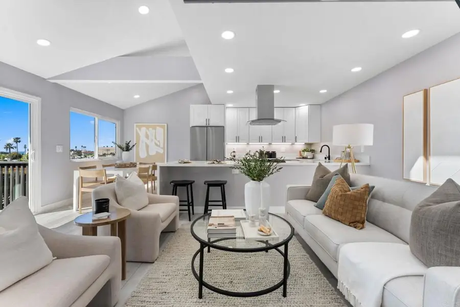 1413 La Salina Street, Oceanside, CA 92054 - #2