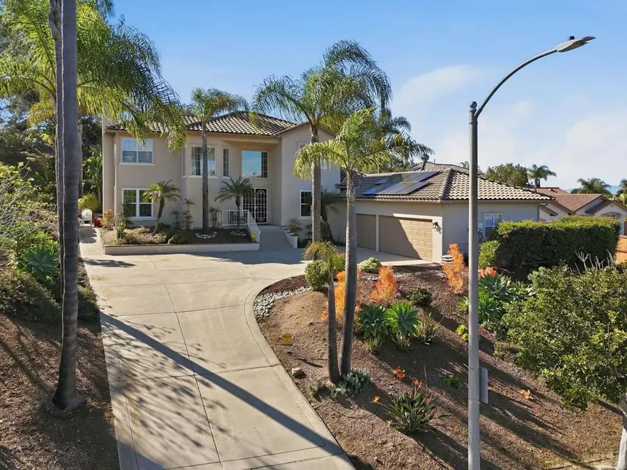 1921 Cresthaven Drive, Vista, CA 92084 - #3