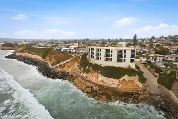 4909 Orchard Avenue #204, San Diego, CA 92107
