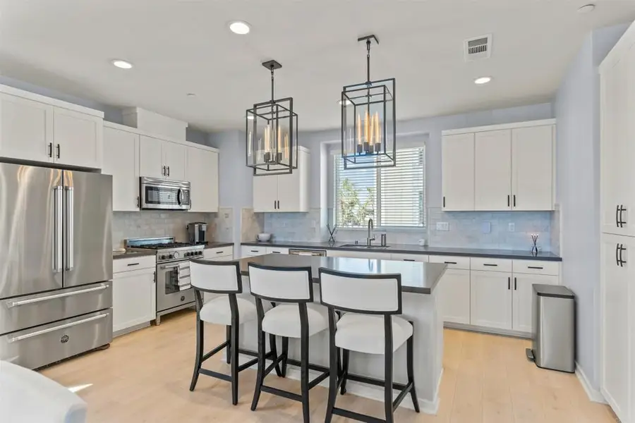 1573 Vista Del Mar Way #4, Oceanside, CA 92054 - #3