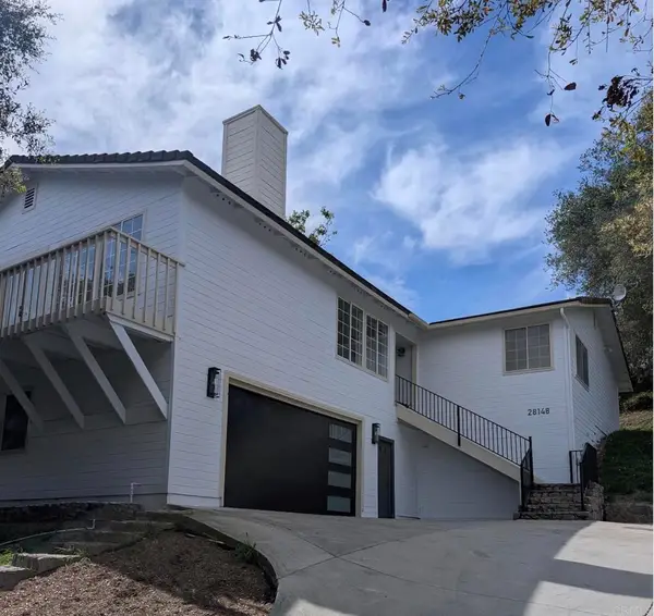 28148 Mountain Meadow Road, Escondido, CA 92026