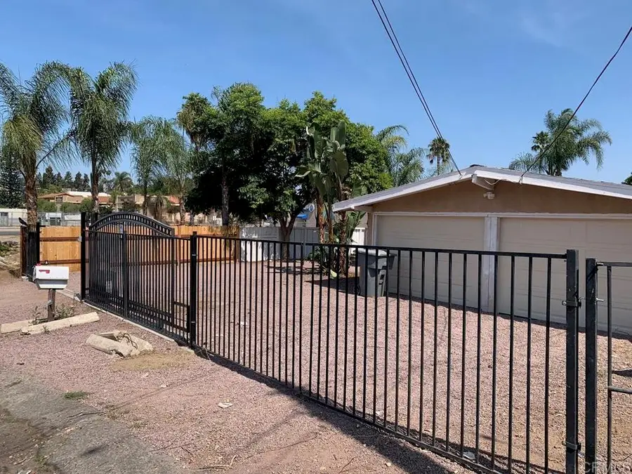122-124 Eaton Way, Vista, CA 92084 - #2