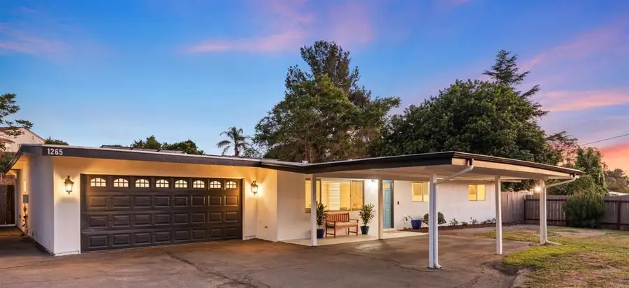 1265 E Fallbrook Street, Fallbrook, CA 92028 - #2