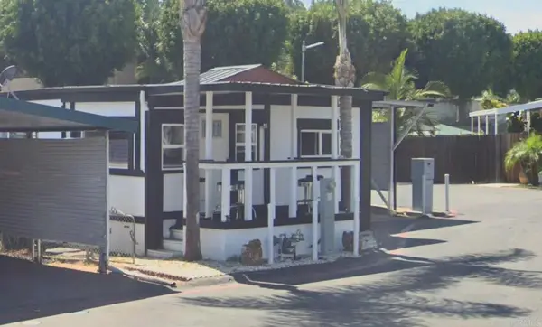 400 N Melrose #18, Vista, CA 92083