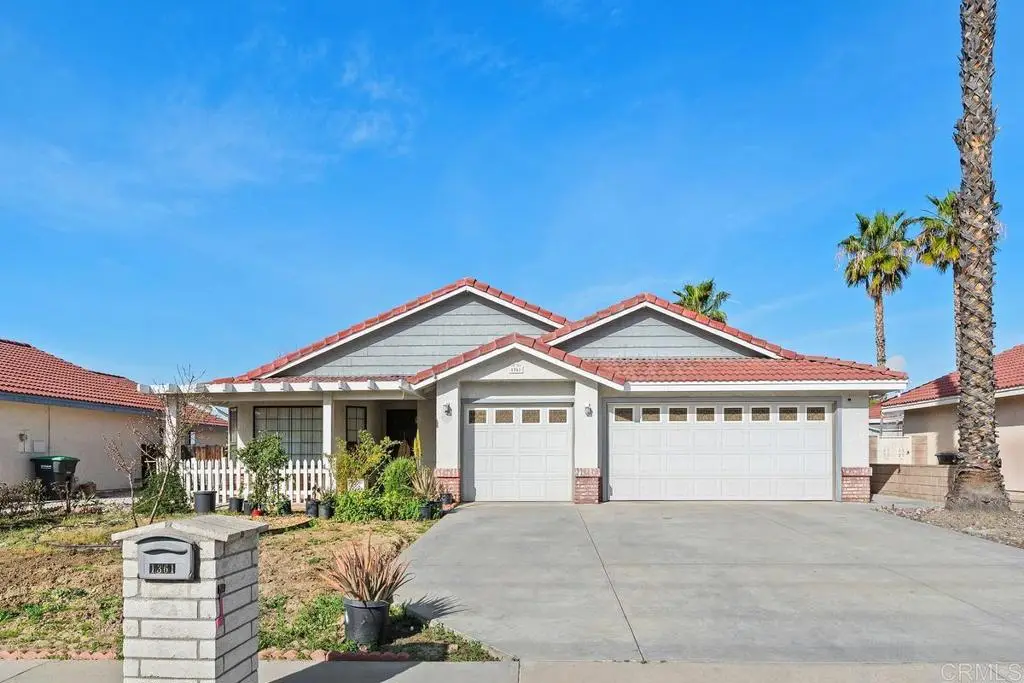 1361 S Palm Avenue, Hemet, CA 92543 - #1