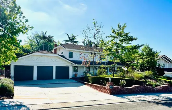 26232 Glen Canyon Drive, Laguna Hills, CA 92653