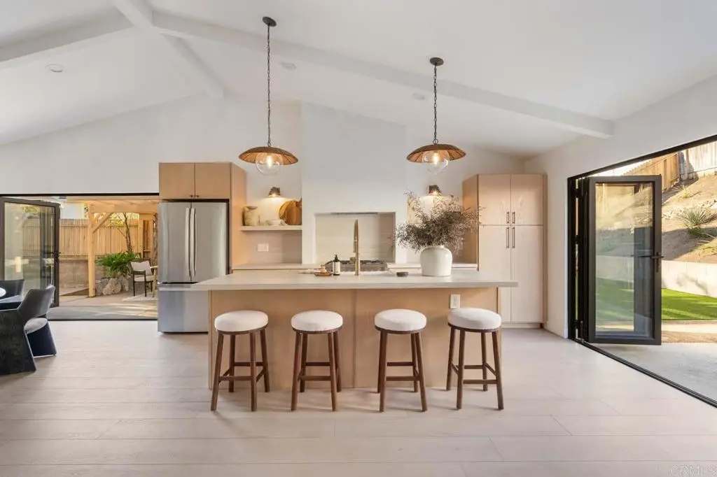 1916 Laurel Road, Oceanside, CA 92054 - #1