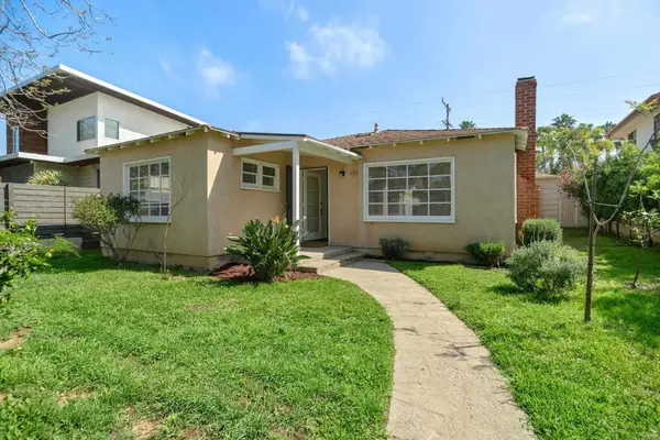 135 4th Street, Encinitas, CA 92024