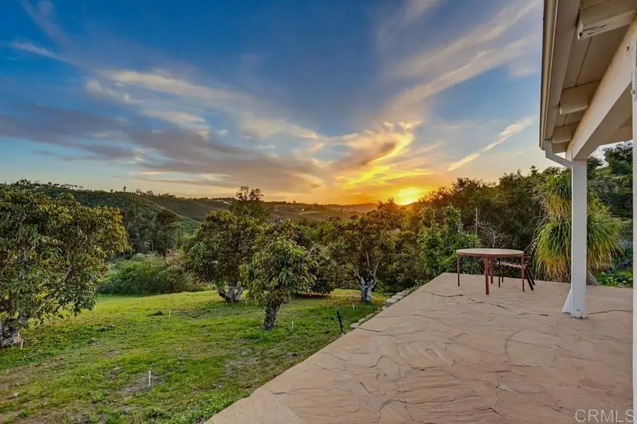 2073 Willow Glen Road, Fallbrook, CA 92028 - #2