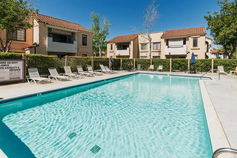 10758 Dabney Drive #40, San Diego, CA 92126 - #3