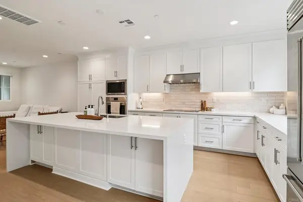 2536 Broom Lane, Carlsbad, CA 92008