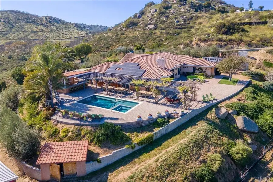 19270 Horizon View Dr., Ramona, CA 92065 - #2