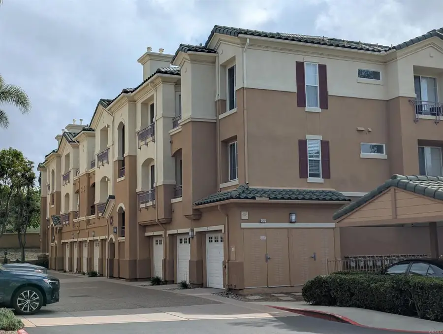 12360 Carmel Country Road #303, San Diego, CA 92130 - #3