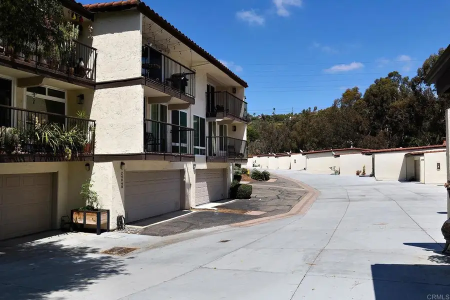 2412 Altisma Way #C, Carlsbad, CA 92009 - #3