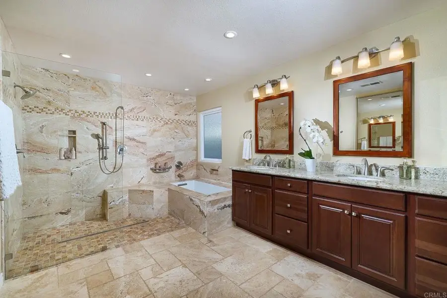11973 Calle Parral, San Diego, CA 92128 - #3