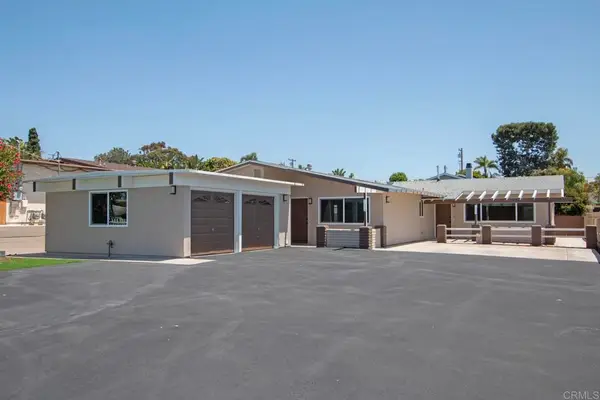 & 1135 Gardena Road, Encinitas, CA 92024