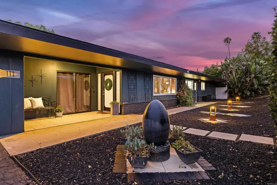 111 Avocado, Escondido, CA 92025 - #2