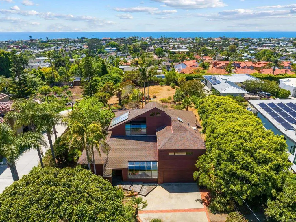 1042 Hymettus Avenue, Encinitas, CA 92024 - #1