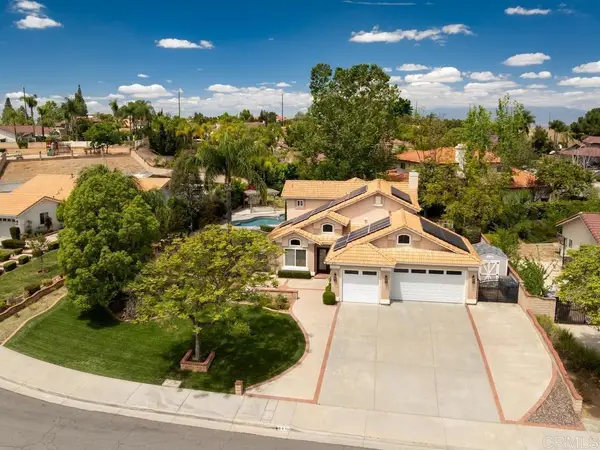 677 Garwood Court, Riverside, CA 92506