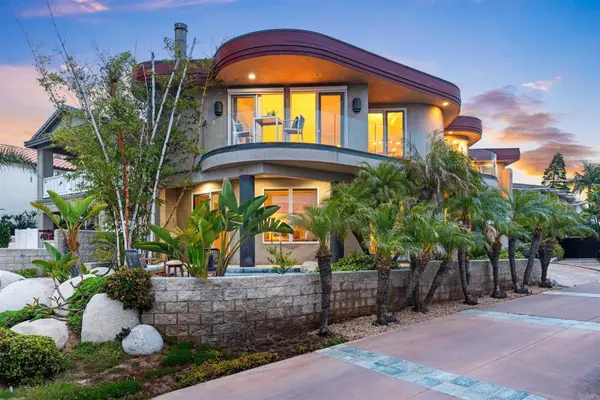 1477 Neptune Avenue, Encinitas, CA 92024