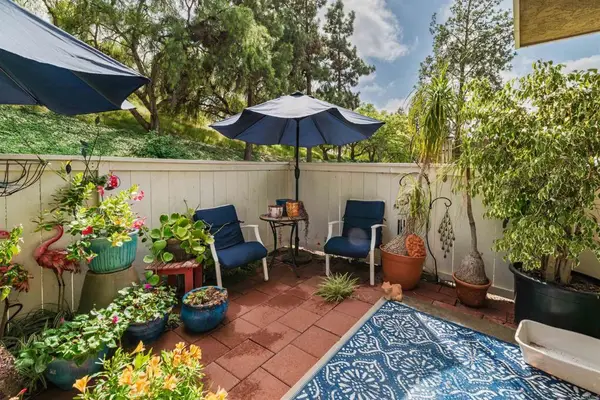 4239 Vista Del Rio Way #6, Oceanside, CA 92057