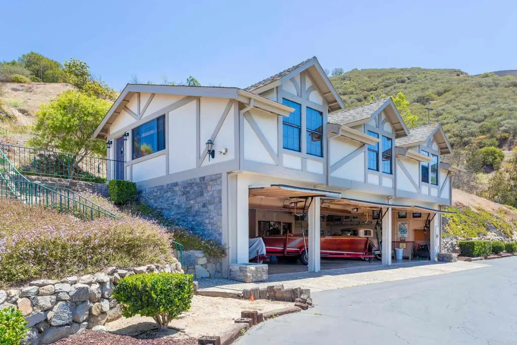 3020 Red Mountain Heights, Fallbrook, CA 92028 - #1