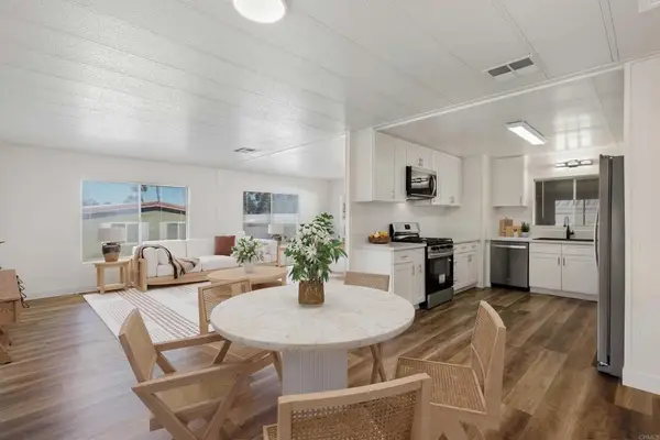 2130 Sunset Drive #55, Vista, CA 92081