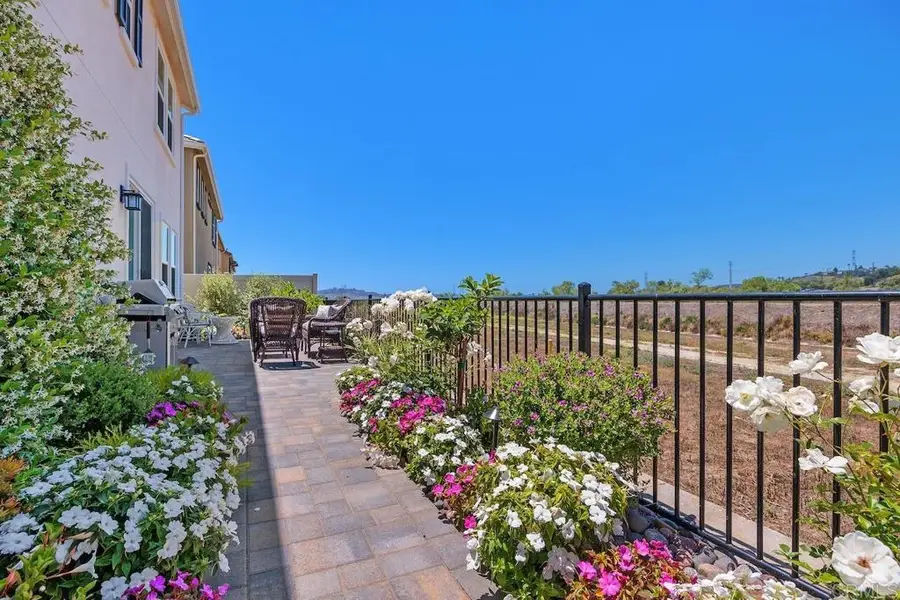 741 Kingbird Loop, Oceanside, CA 92058 - #3