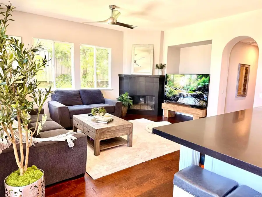 6269 Paseo Privado, Carlsbad, CA 92009 - #3