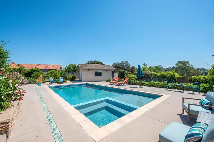 1130 Melrose Way, Vista, CA 92081 - #2