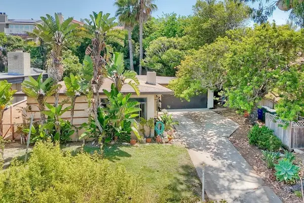 752 S Cedros Avenue, Solana Beach, CA 92075
