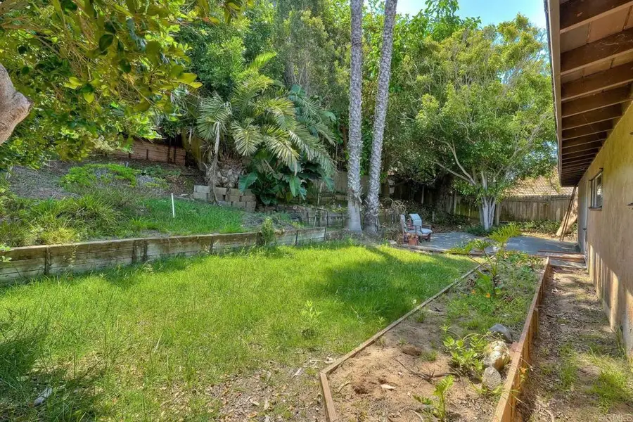 752 S Cedros Avenue, Solana Beach, CA 92075 - #3