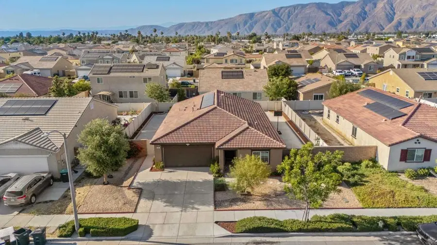 434 W Fruitvale Avenue, Hemet, CA 92543 - #2