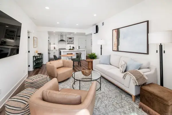 1105 Catania Court #203, Encinitas, CA 92024