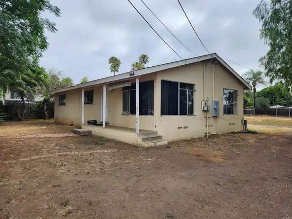 664 N Fig St, Escondido, CA 92025