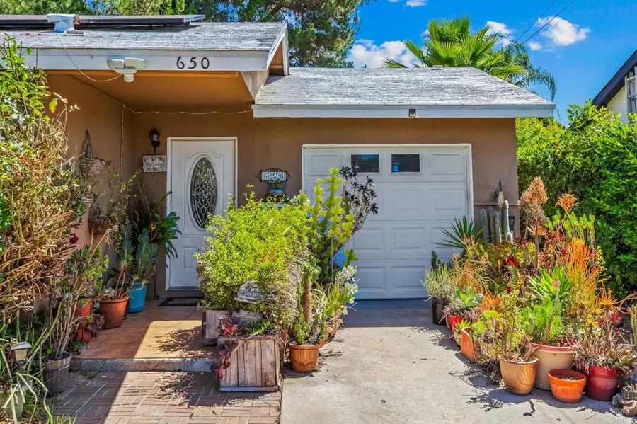 650 Begonia Street, Escondido, CA 92027 - #2