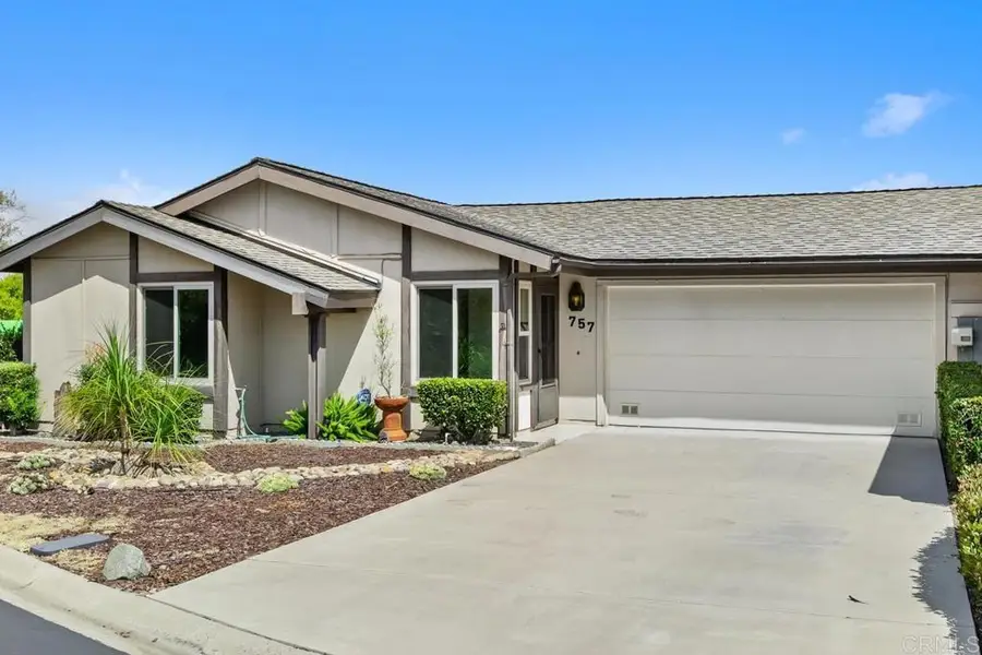 757 Nob Circle, Vista, CA 92084 - #2